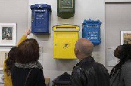 Visite du plateau niveau 2, Des femmes, des hommes et des métiers